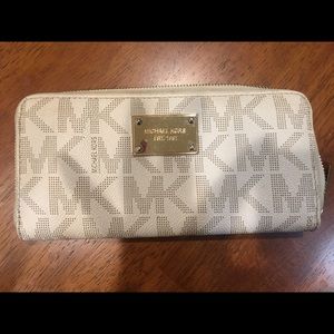 Michael Kors zip around wallet